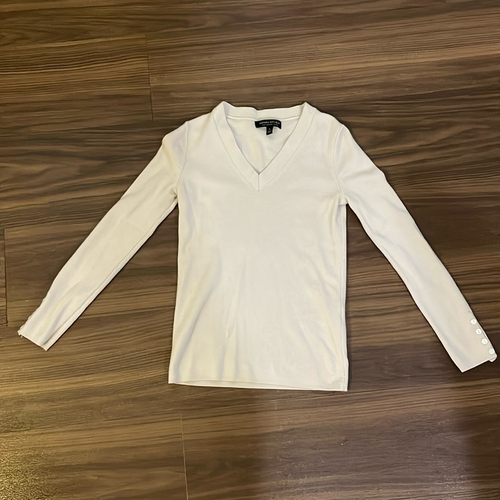 Banana republic, size small, 100% merino wool, sweater Long Sleeve.